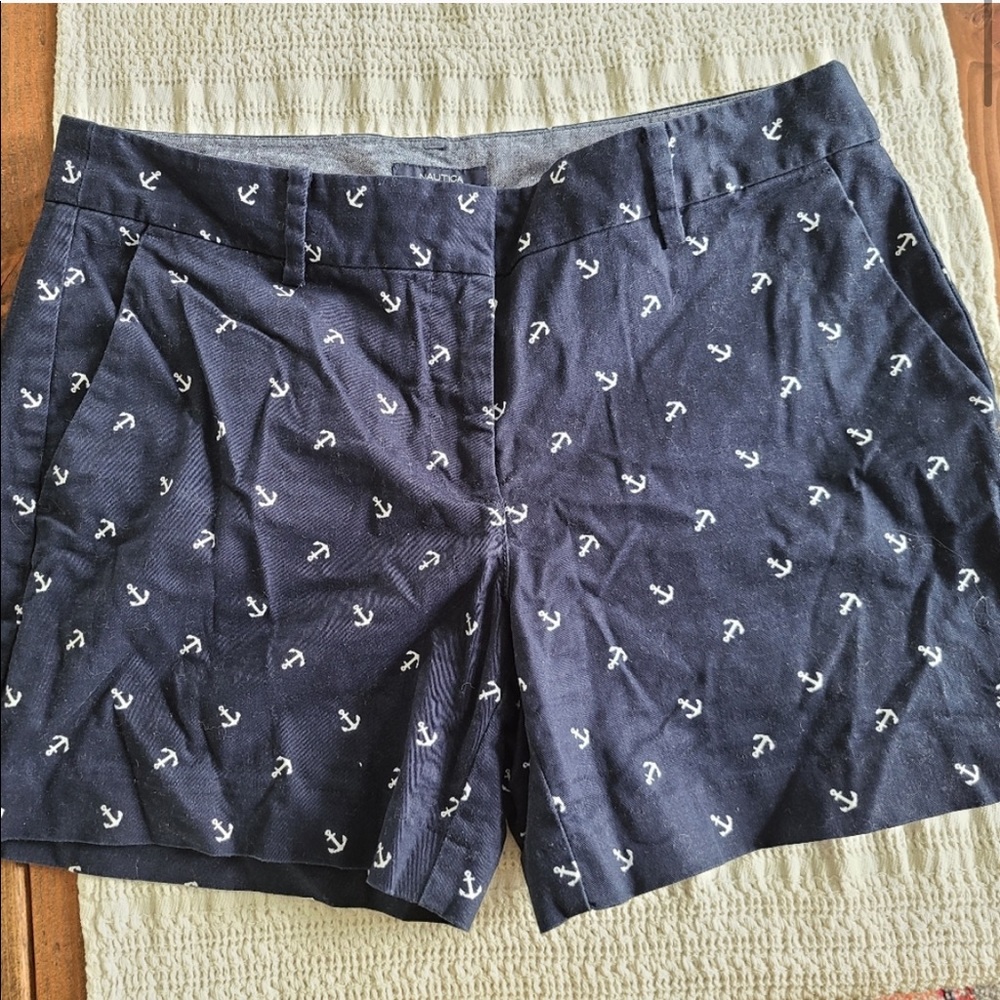 Nautica anchor navy shorts sz 6
